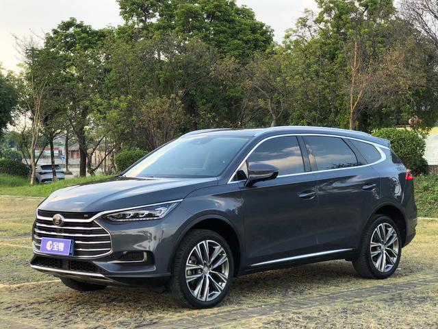 Tang 2019 model 2.0T automatic Zhilian Honor type 7-seater Country VI
