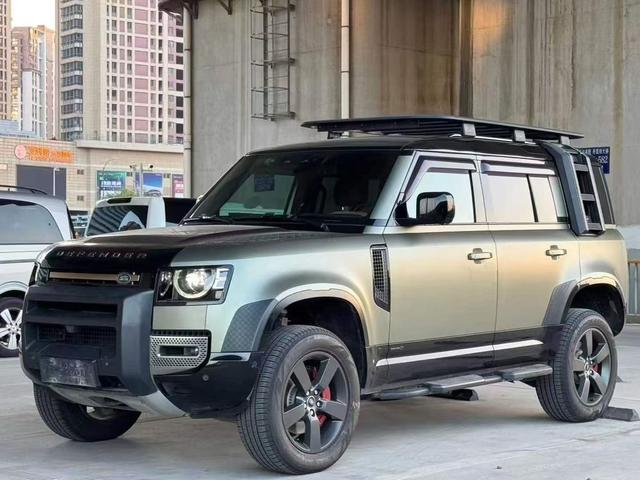 Defender 2023 90 3.0T P400 Dark Special Edition