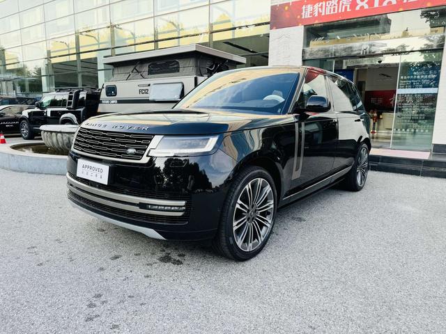 Range Rover 2025 model 3.0 L6 400PS Shengshi Extended Version