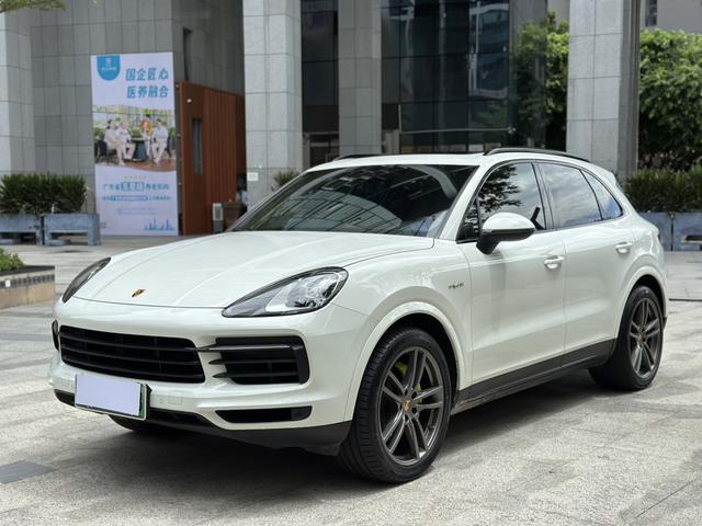 Cayenne E-Hybrid 2023 Cayenne E-Hybrid 2.0T