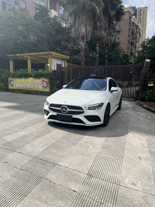 Mercedes-Benz CLA 2022 CLA 200 4-Door Coupe