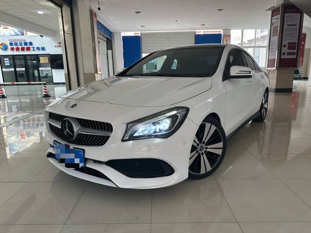 Mercedes-Benz CLA 2018 CLA 200 Style