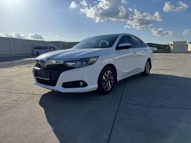 Sprinter 2019 180Turbo CVT Luxury Edition State V