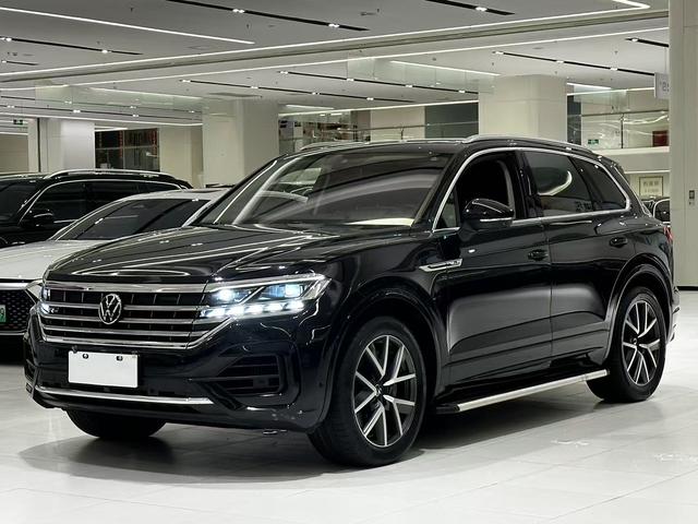 Touareg 2021 3.0TSI Sharp Classic Sport Package