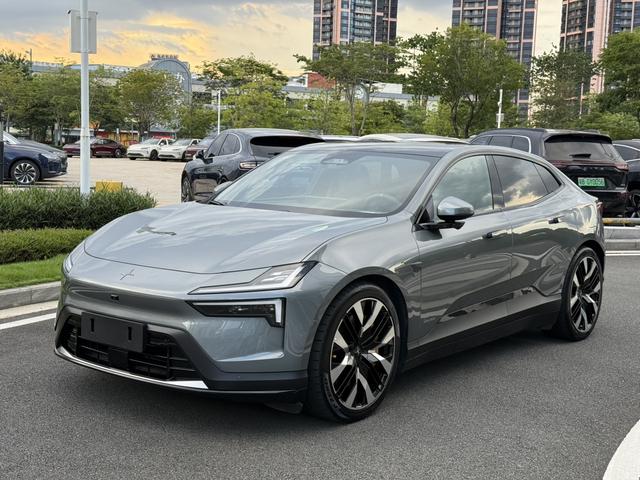 Polestar 4 2024 dual-motor long battery life PLUS dual-star connected version