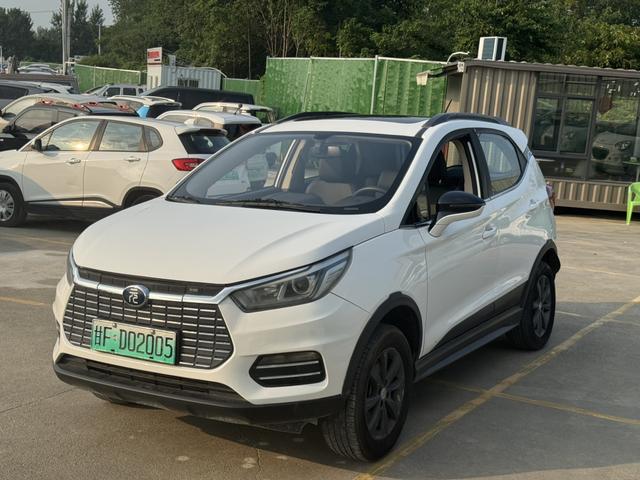 Yuan EV 2018 EV360 Smartlink Dazzling Cool Model