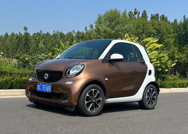 Smart fortwo 2017 1.0L 52kw Charm Blue Special Edition Country V