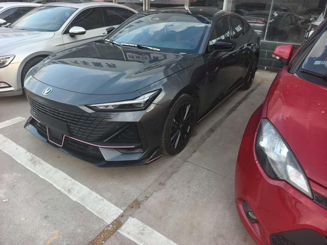 Changan UNI-V 2024 1.5T Premium Sports Type