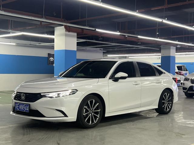 Type 2022 240TURBO CVT Phantom Night-Luxury Edition