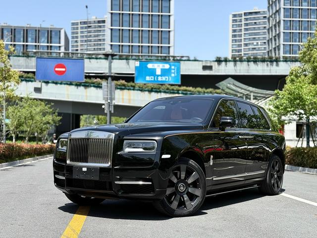 Cullinan 2022 6.7T automatic four-wheel drive 4-seater
