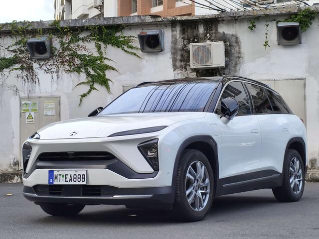 Azera ES6 2022 455KM Sport Edition