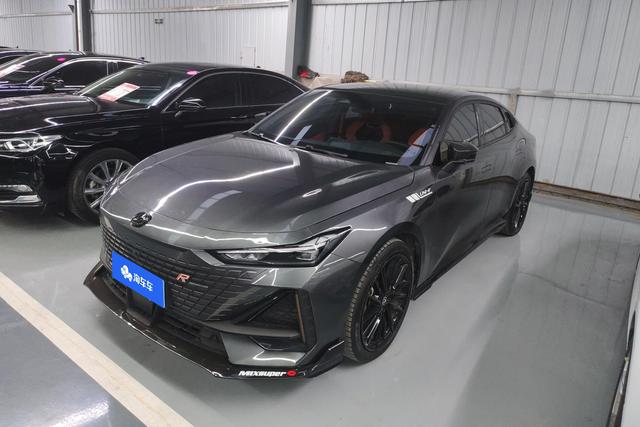 Changan UNI-V 2022 1.5T Sport Edition