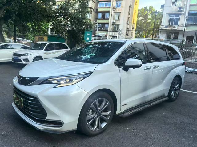 Saina 2023 Dual Engine 2.5L Premium Edition