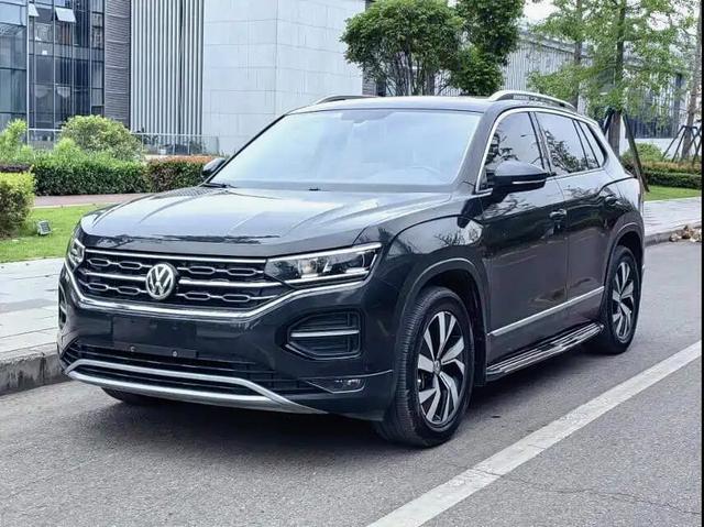 Tango 2019 330TSI 2WD Luxury National VI