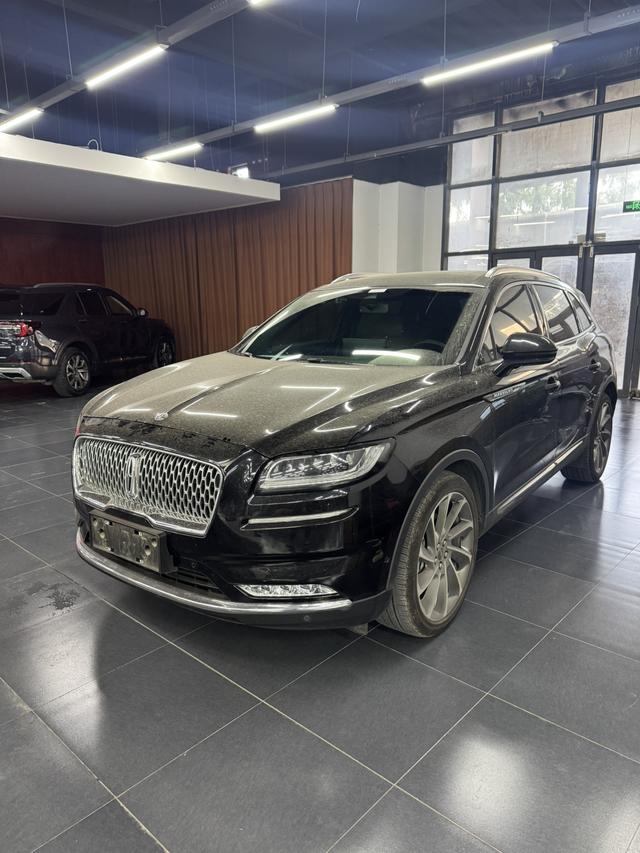 Voyager 2021 2.7T 4WD Premium