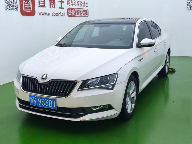 Speedster 2018 TSI330 DSG Comfort Edition State V