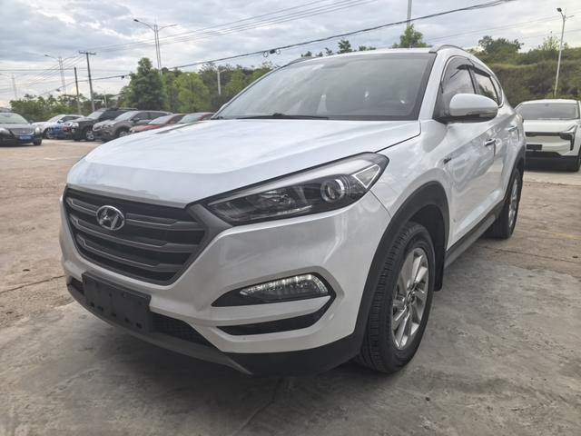 Tucson 2015 1.6T Dual Clutch 2WD Intelligent