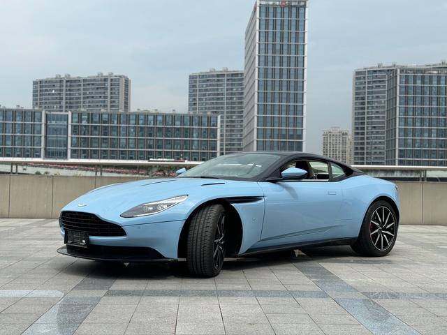 Aston Martin DB11 2019 4.0T V8 Coupe