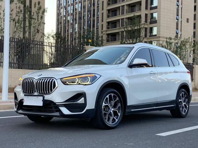 BMW X1 2021 sDrive25Li Leader