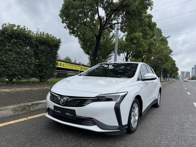 Micro Blue 6 PHEV 2022 connected fashion type