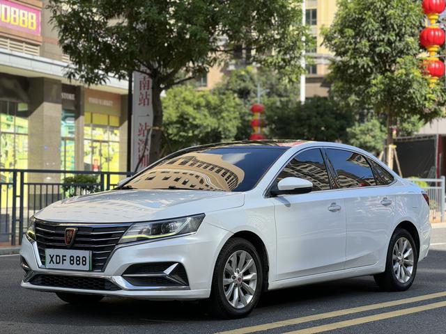 Roewe ei6 2017 45T Hybrid Connected Smart Edition