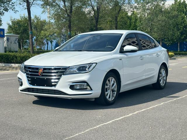 RW i5 2020 1.5L Manual 4G Connected Leader Luxury Edition