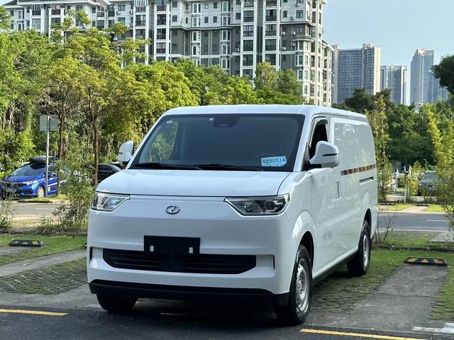 Ruichi EC75 2024 Cargo Smart Driving Supercharged Version-Pioneer II 50.1 kWh