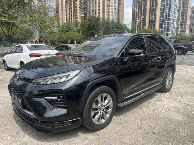 Veranda 2022 2.0L 2WD Deluxe