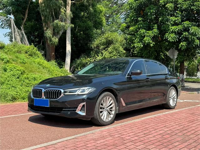 BMW 5-Series 2022 Second Revision 525Li Luxury Package