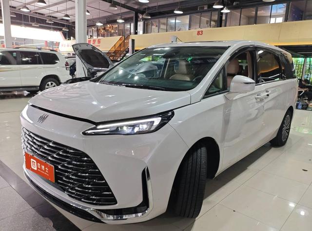 Buick GL8 PHEV 2025 Lushang 1.5T Premium Edition