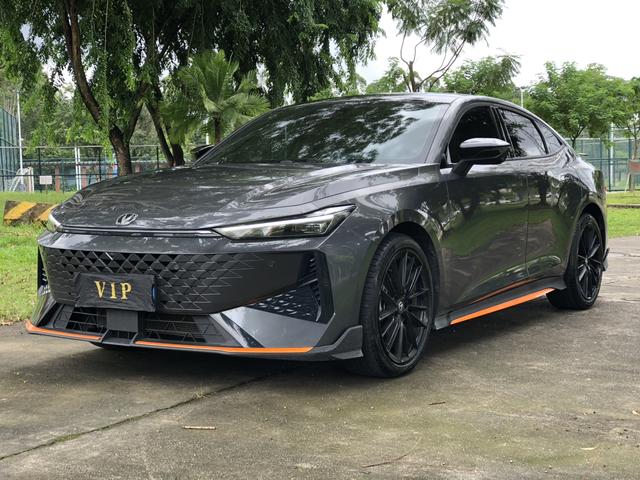 Changan UNI-V 2024 1.5T Premium Sports Type