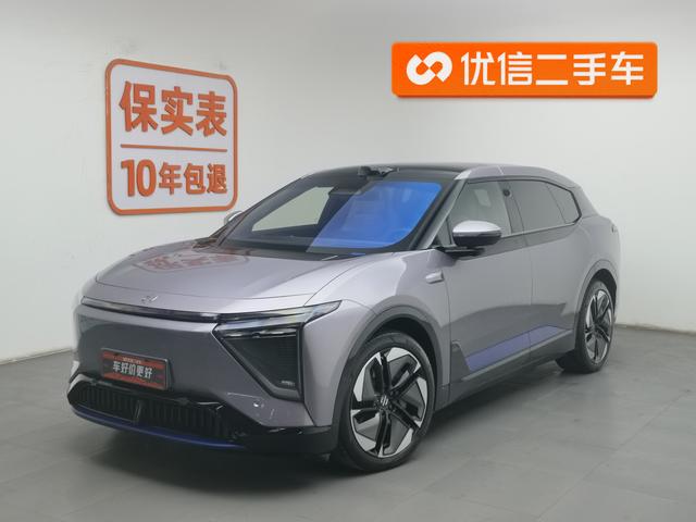 High Hopper HiPhi Y 2023 765km Signature Edition