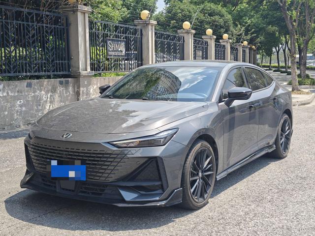 Changan UNI-V 2023 1.5T Sport Edition