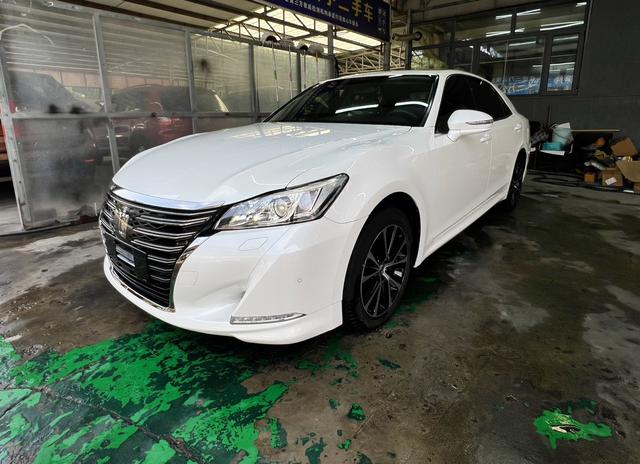 Crown 2018 2.0T Style Edition