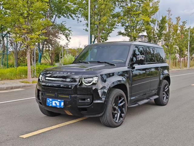Defender 2024 110 3.0T P400 X-DYNAMIC HSE