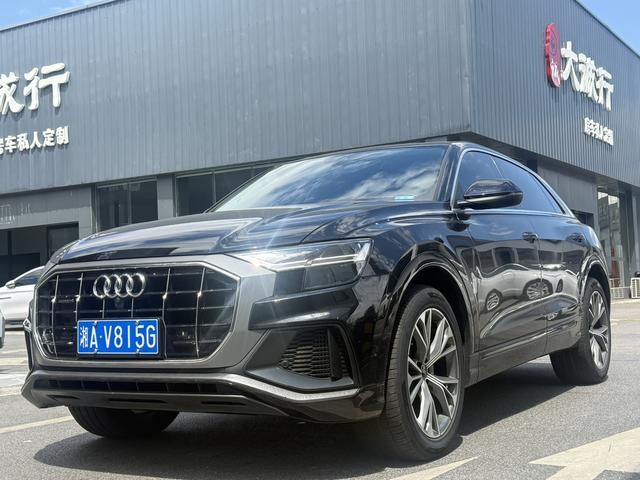 Audi Q8 2021 55 TFSI Luxury Dynamic