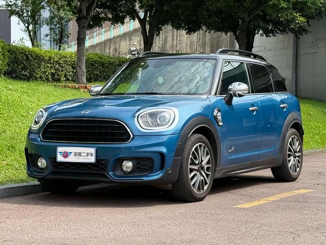 MINI COUNTRYMAN 2018 model 1.5T COOPER ALL4 artist