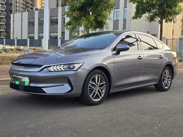 Qin PLUS EV 2021 500KM Premium Model