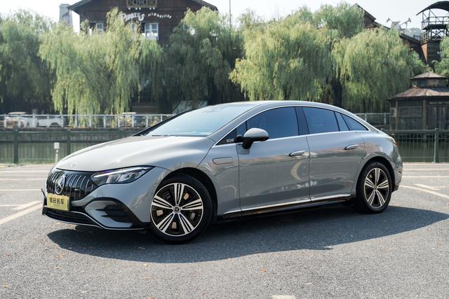 Mercedes-Benz EQE 2022 EQE 350 Luxury Edition