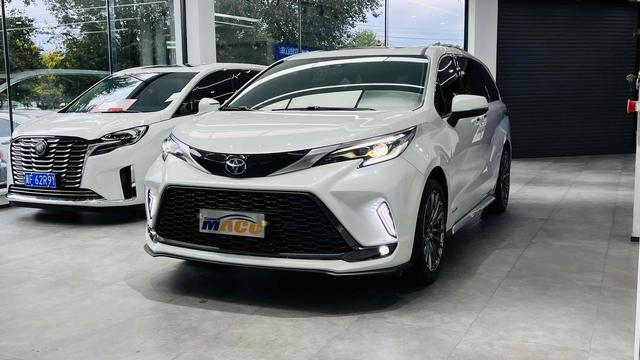 Gravia 2023 Intelligent Electric Hybrid 2.5L Signature VIP