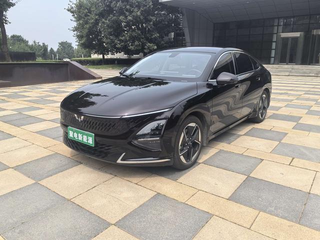 Wuling Starlight PHEV 2023 150 Advance Edition