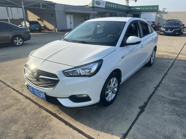 Excelle 2018 15N CVT Luxury