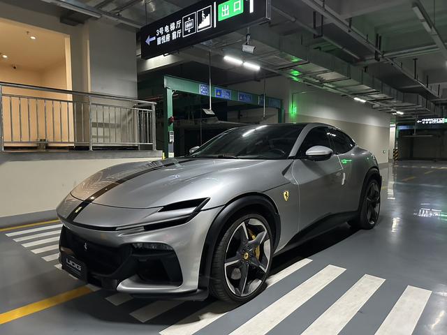 Purosangue 2022 model 6.5L V12
