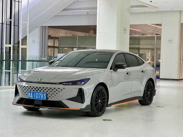 Changan UNI-V 2024 1.5T Premium Sports Type