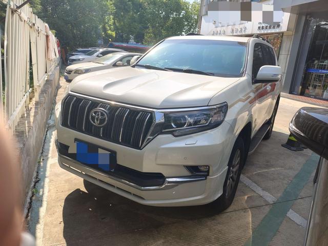 Prado 2019 3.5L automatic TX-L Premium edition rear spare tire