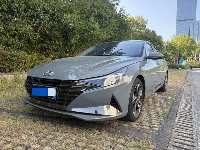 Elantra 2021 1.5L CVT GLS Leader