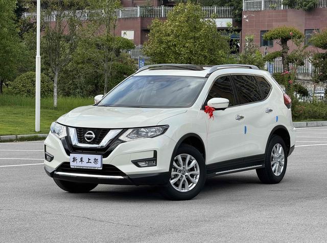 Qijun 2022 facelift 2.0L two-wheel drive Zhilian Comfort Edition