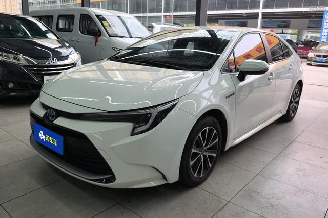 Lexus 2023 Twin Engine 1.8L Deluxe