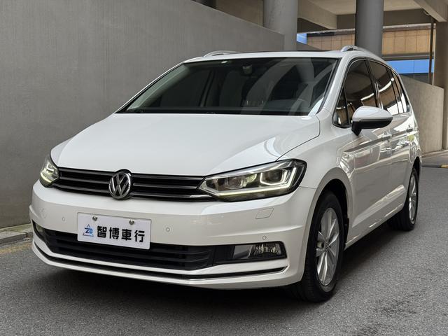 Touran L 2018 280TSI Automatic Shuya version 6 seats