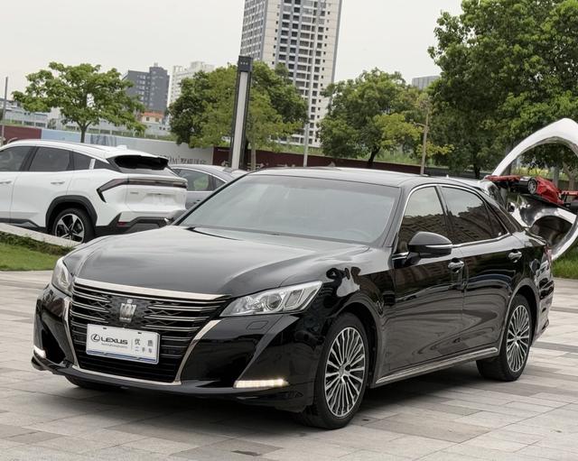 Crown 2018 2.0T Elite Edition